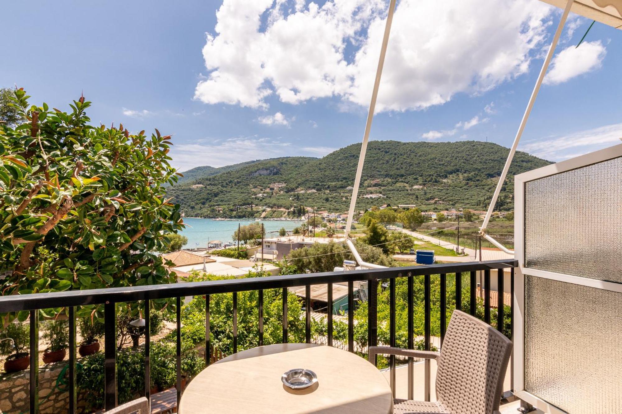 Villa Regina Keri Exteriör bild